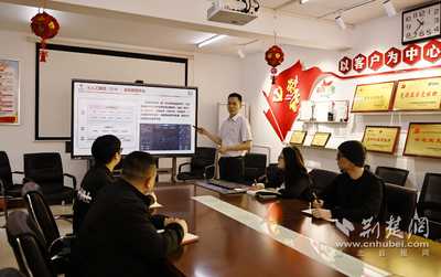 李振 為科技工廠裝上智慧大腦，存儲(chǔ)支持服務(wù)賦能智能制造新未來(lái)